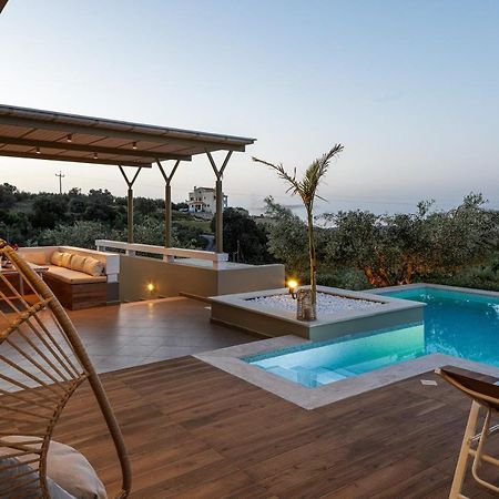 Rizes Villa With Jacuzzi & Heated Pool Agia Triada Exterior foto